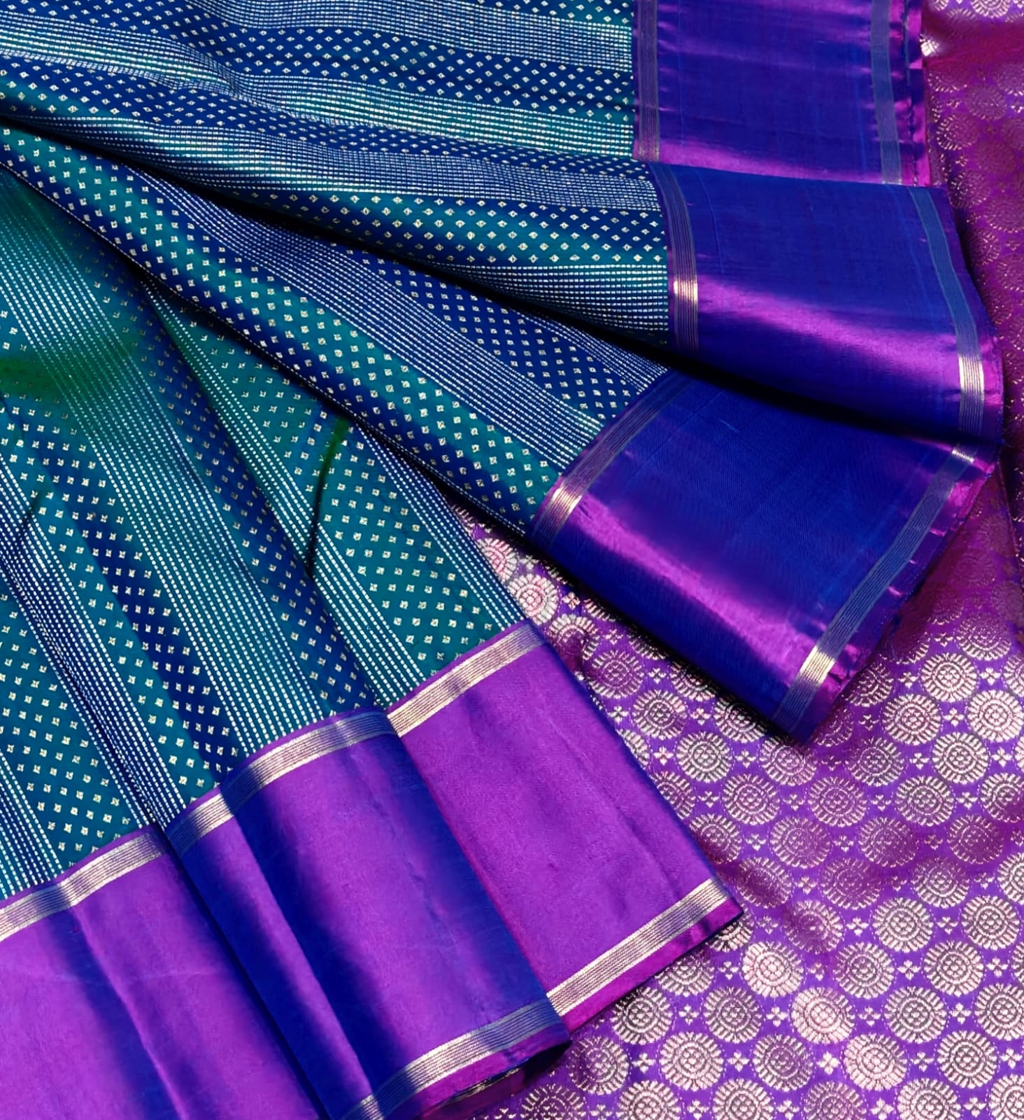 Kanchipuram Silk Blend Saree with Contrast Zari Border and Micro-Checked Pattern